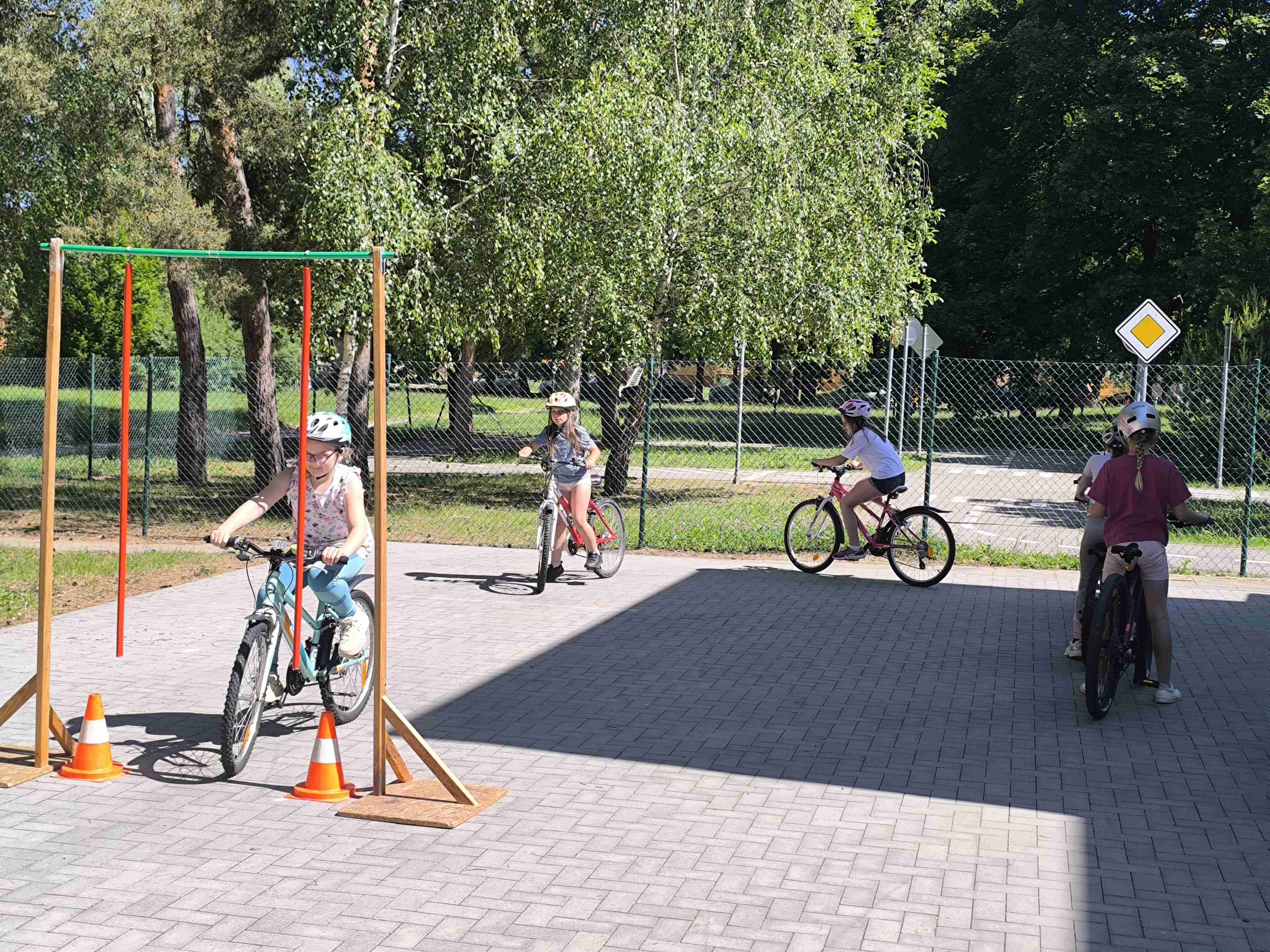 Třeťáci si zopakovali pravidla silničního provozu